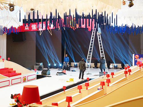 美動華人-安裝現(xiàn)場